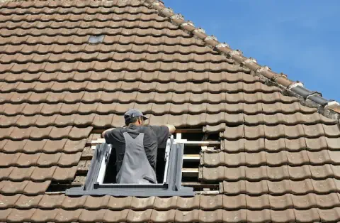 Pose de velux - Sainte-Hélène-Bondeville